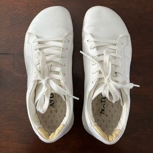 Vivo Barefoot Geo Court Shoes